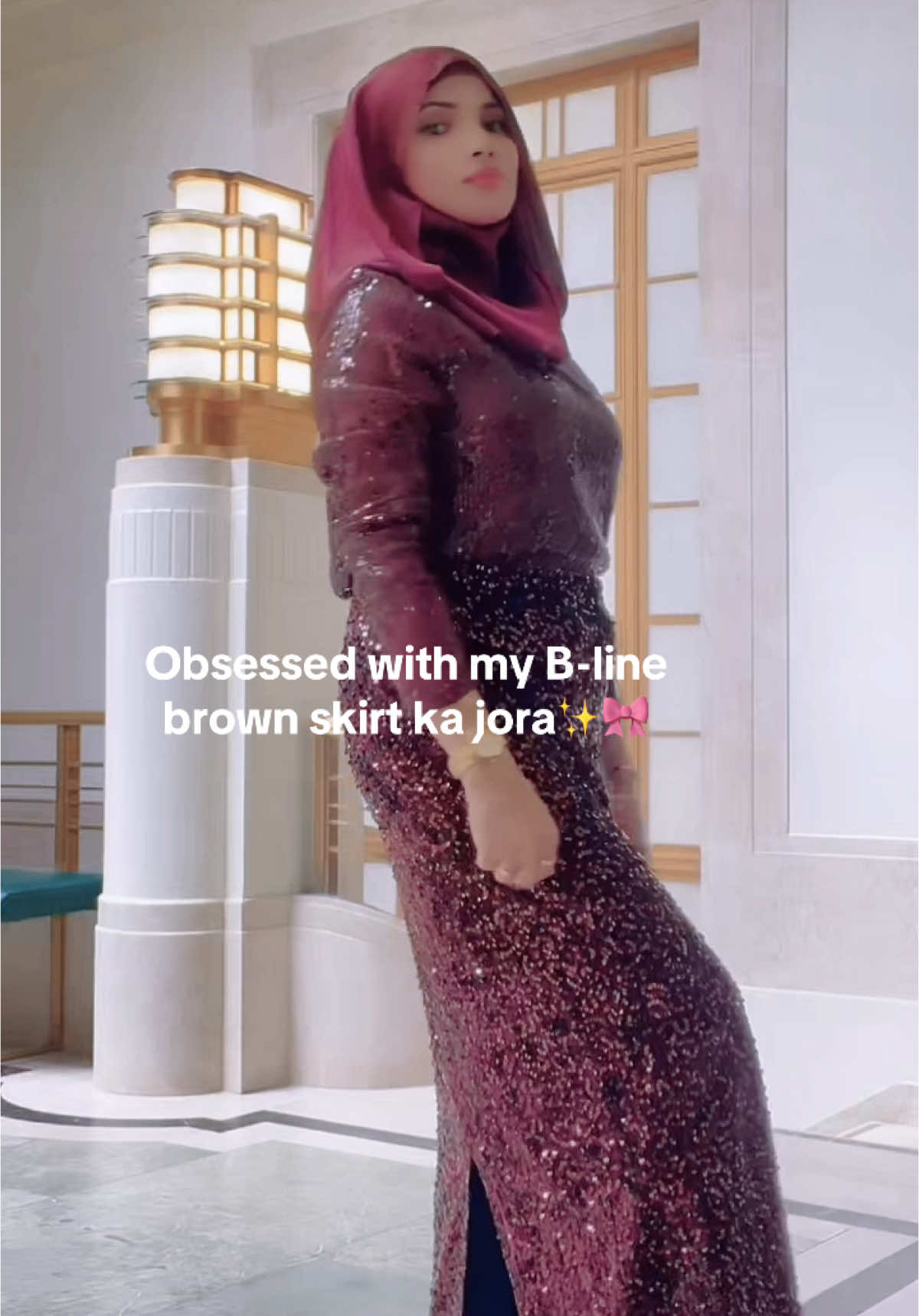 A post by @itz_selina_rahman on TikTok caption: Good night all viewers🎀👸🧚🏻‍♀️🎧🤍🧚🏻‍♀️🤍🎧🔥#banglasonglover🇧🇩🙂👈 #viraltiktokteam #fypage #eastlondon #selina #newyear2025 #alhamdulillah #🤍🕊 