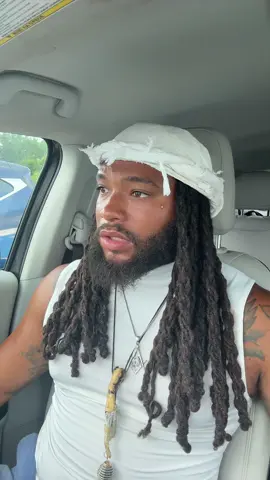 A post by @detroitkavi_ on TikTok caption: You gotta know when yo foldem! #fypage #fypシ゚viral #fyp #fypシ 