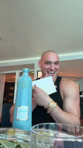 A post by @leoskepi on TikTok caption: @Fontainebleau Las Vegas 🥹