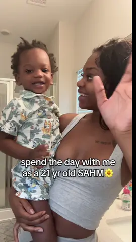 A post by @iiamkerycee on TikTok caption: sorry had to respost ! comment if you seeing this on ur fyp🌼🫶🏽#keryce #fyp grab the $5 content planner 2nd 🔗 in my biooo 