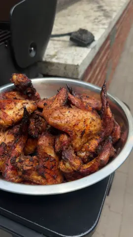 A post by @chefchosen on TikTok caption: Grilled Chicken Wings 🔥 Soon as summer hits, I need my toes out and my wings off the fire 😮‍💨 400° on the grill, flipped a few times, seasoned with that Very Noicee like I meant it.