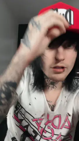 A post by @johnnieguilbertreal on TikTok caption: I caught the hat at the end