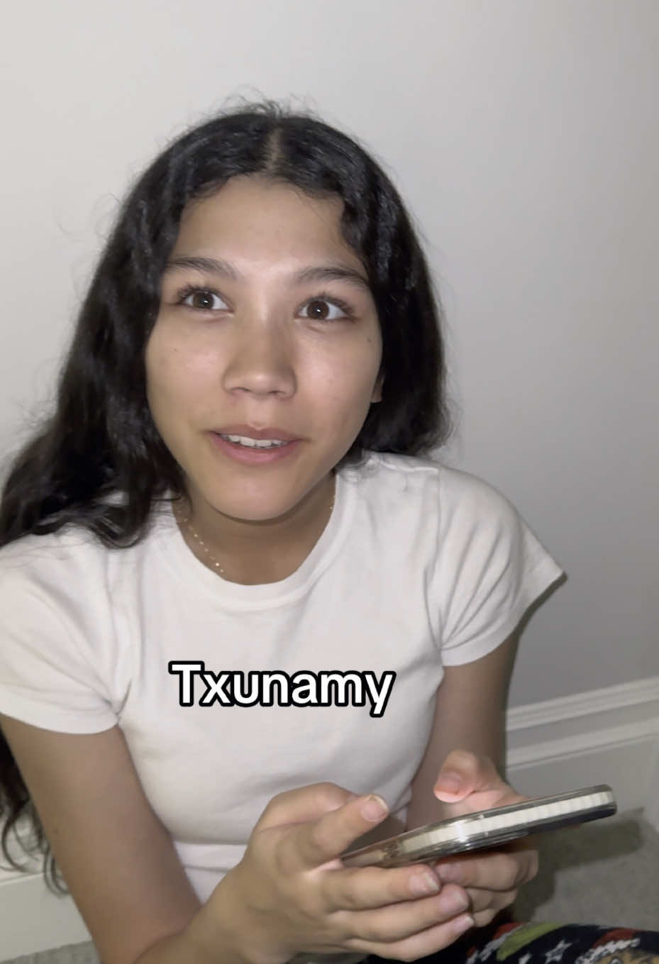 A post by @esthalla on TikTok caption: Who had the best reaction? @FamiliaDiamond 