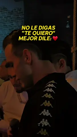 A post by @music_lyrics746 on TikTok caption: Eres mi rayo de luz ♥️ #mirayodeluz #losparras #paradedicar #parati 
