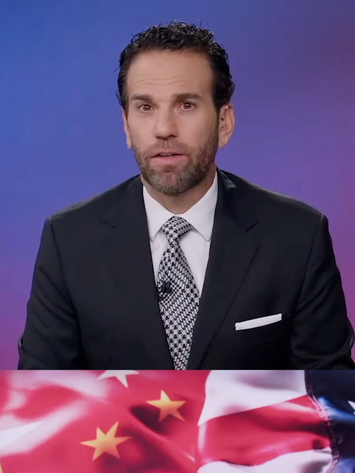 A post by @latinus_us on TikTok caption: #Loret. China confirma avances comerciales con EUA; Trump asegura que seguirán negociando. #Latinus #InformaciónParaTi