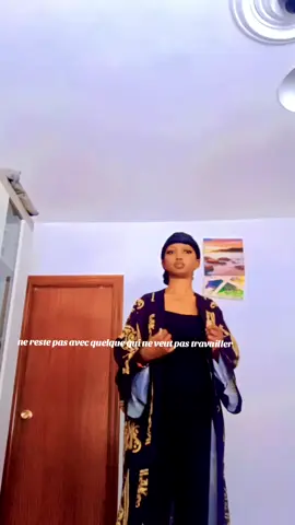 A post by @sirasira215 on TikTok caption: #Viral la fréquentation joue sur la vie