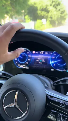 A post by @angel_gaitan_oficial on TikTok caption: Esta es la real 