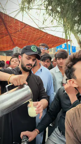 A post by @rajabbutt on TikTok caption: Labaik Ya HUSSAIN 🙌🏻 #rajab 