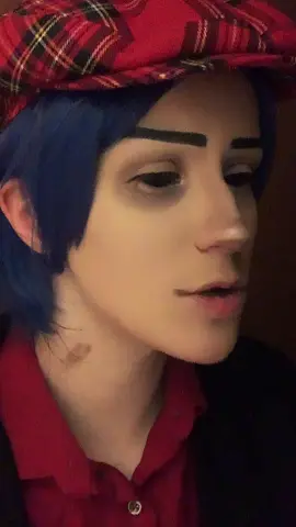 A post by @la_la_layne on TikTok caption: gorillaz crowded around the computer #gorillaz #gorillaz2d #gorillazmurdoc #gorillaznoodle #gorillazband #stuartpot #stuartpotgorillaz #stupot #gorillazstuartpot #2d #2dgorillaz #2dstuartpot #fypシ @Gorillaz 