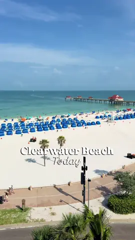 A post by @thingstodo.florida on TikTok caption: Beautiful day in Clearwater Beach, Florida! 😎🏖️☀️ • • • • • #clearwaterbeach #tampabay #florida #beach
