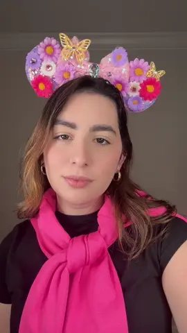 A post by @leidys_sotolongo on TikTok caption: ✨HODAAA✨Nos vemos en YouTube a las 6pm🥰❤️