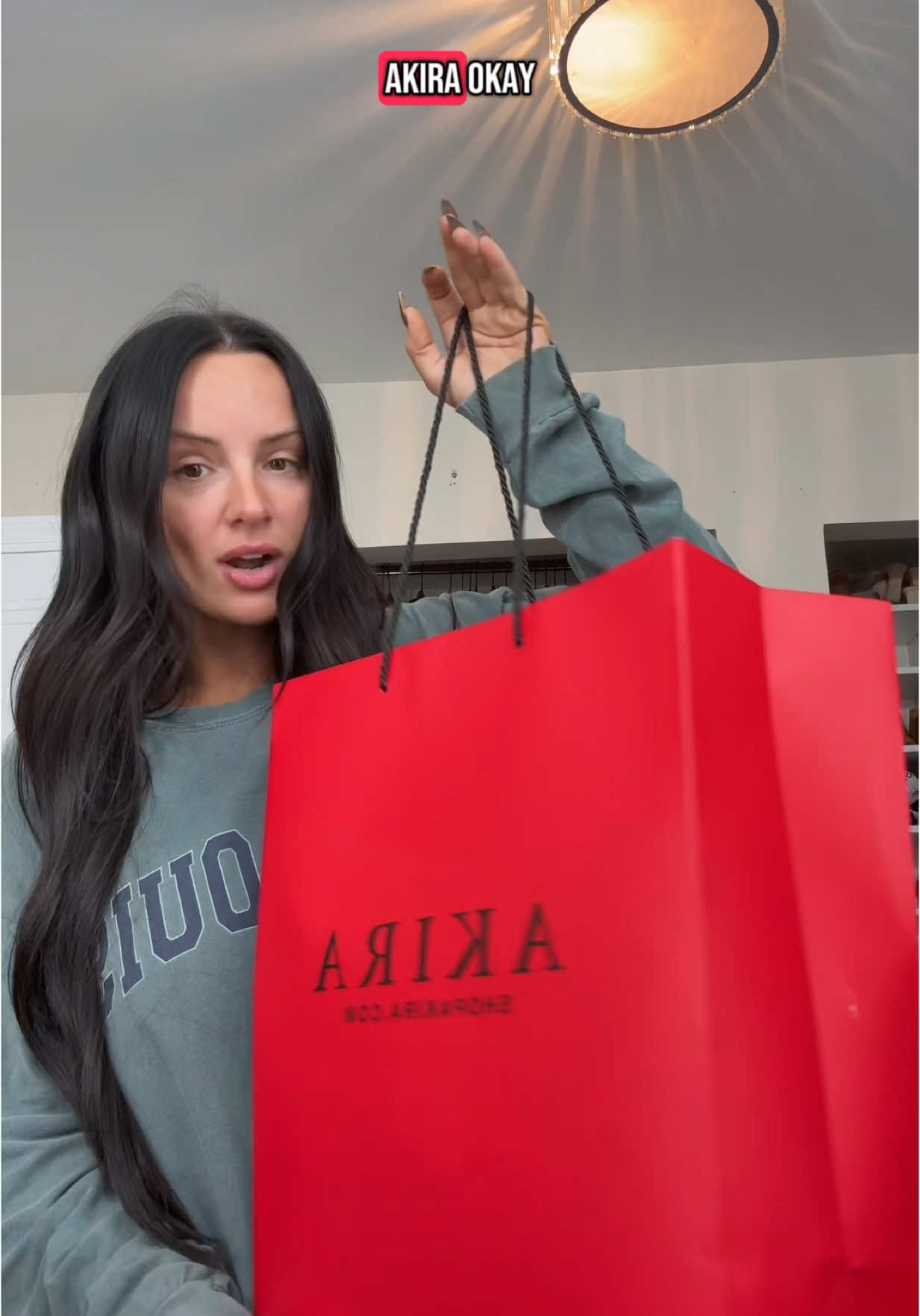 A post by @noelleglammua_ on TikTok caption: POV: we’re on FaceTime and all you can hear is my loud children in the background #facetime #shoppinghaul #denimanddiamonds #grwm #getdressedwithme 