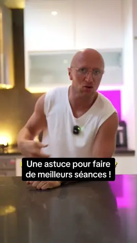A post by @primus.training on TikTok caption: 💧Les Électrolytes : c’est pas juste de l’eau. Tu transpires = tu perds sodium, potassium, magnésium. Et Sans eux ? Fatigue, crampes, baisse de performance. 👉 Je t’explique comment bien t’hydrater pendant tes séances de sport. (Collaboration commerciale) @greenwhey  #electrolytes #hydratation #fitness #musculation  #performance 