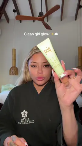 A post by @itsisabelbedoyaa on TikTok caption: My go to that never fails me ✨ @Pixi Beauty @Modeliste Magazine @jaguar.reef @thebelizecollection #pixiontheglow #modearoundtheglobe #everythingbelize