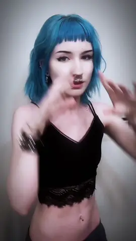 A post by @chloejonesyy on TikTok caption: Mirror mirror on my phone 🪼😗  #kpopdemonhunters #zoeykpopdemonhunters #zoeycosplay #cosplay #foryou #fyp #foryoupage 