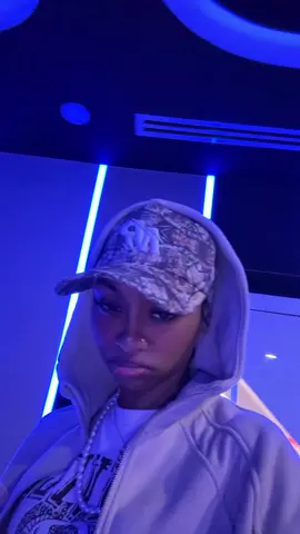 A post by @legacyheaux on TikTok caption: I can talk shi & spit shi too 😂😛 #legacylee #youngandreckless #nttv #fyp #viral 