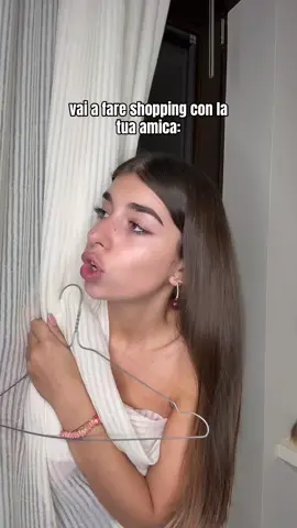 A post by @imsaralarusca on TikTok caption: sono io l’amica