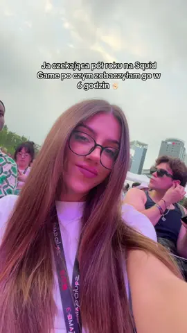 A post by @sabinitta on TikTok caption: Co my teraz bd oglądać? 