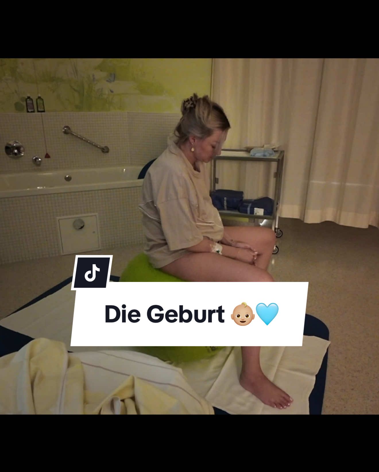 A post by @aliciasmumlife on TikTok caption: Die Geburt von unserem Sohn 🥹🩵 #aliciasmumlife #mamaleben #schwanger #geburt #fy #fyp #viral 