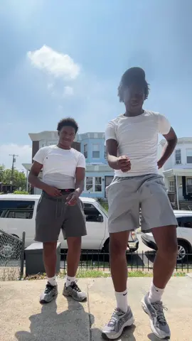 A post by @randomphillyboul on TikTok caption: We backkk? #viral #philly #function #summer25 @👋🏾 
