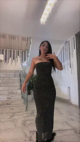 A post by @carmenofficyalll on TikTok