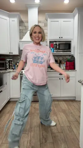 A post by @hiphop_dancer06 on TikTok caption: Womp 👏🏼womp 👏🏼womp 👏🏼 dc @Myke_Livinlegend 
