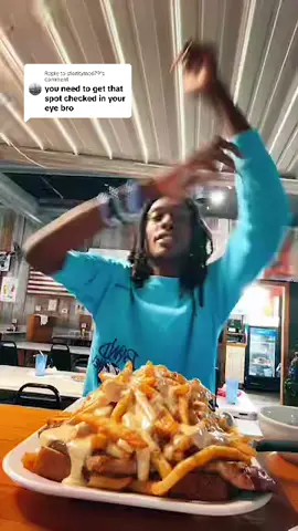 A post by @iluvceomomotion on TikTok caption: Replying to @storityme679 Let’s talk about what’s important😋😮‍💨 #food #foodchallenge #hungry #foodchallenges #mukbang #eating #eatingshow #eatwithme #mukbangeatingshow #yummy #hungry #fries #cheese #cheeseburger #queso #midwest #illinois #travel #spedup #voiceover #blessed #meat #ribeye #ribeyesteak #sandwich #fyp 