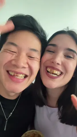 A post by @chinoylatina on TikTok caption: En esta casa estamos OBSESIONADOSSS con @Nerdy Nuts Shop tienen que probarlooooo y nos dejan saber 😎😎  #TikTokShop #tiktokmademebuyit #dubaichocolate #tiktokshopfinds 