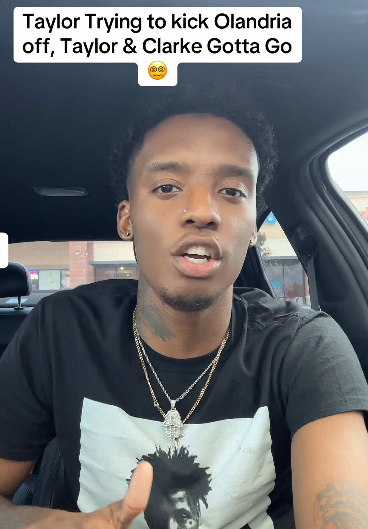 A post by @soundslikexbllyy on TikTok caption: I hope there connection is just as fun in the airport 🥰🥰🥰🥰 #fypシ 