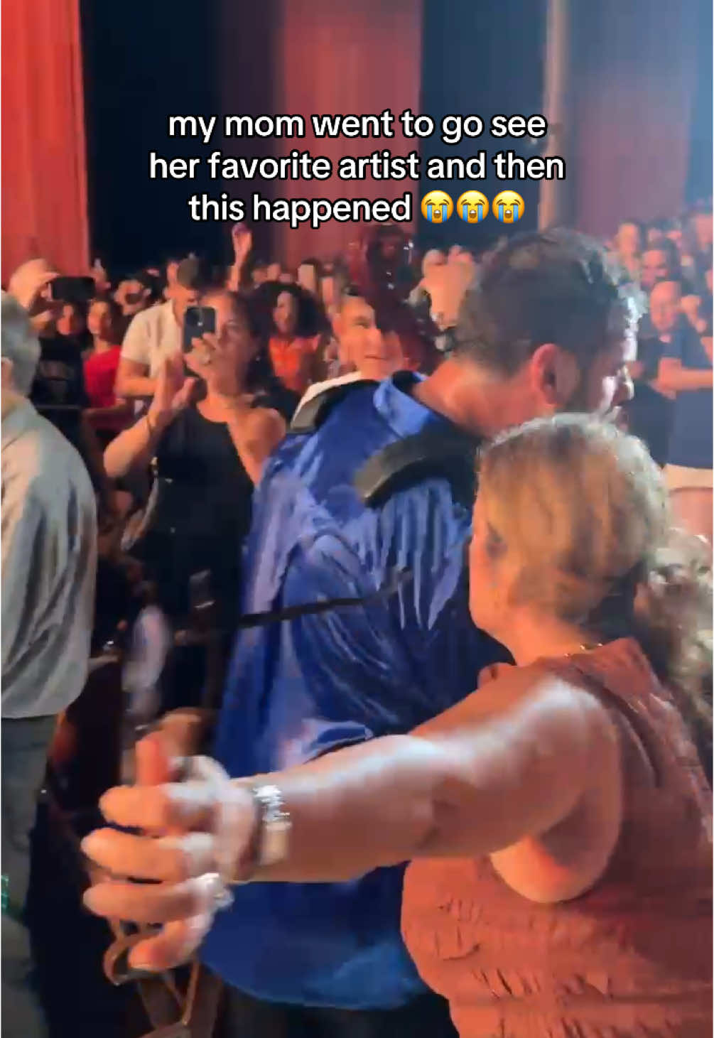 A post by @isa_kristen22 on TikTok caption: I CANNOT BELIEVE SHE DID THAT HAHAHAH @HAUSER you released something in my mother 😭😭😭 #momsoftiktok #funnymom #momtok 