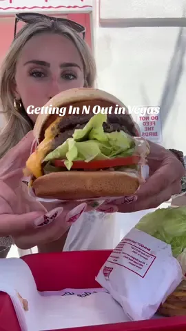 A post by @samkelly322 on TikTok caption: I ❤️ In N Out
