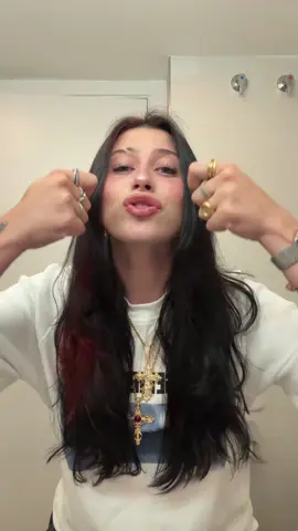 A post by @jjeesiicaa_ on TikTok caption: A pelo