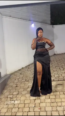 A post by @diyahmoda on TikTok caption: 30th 🔥