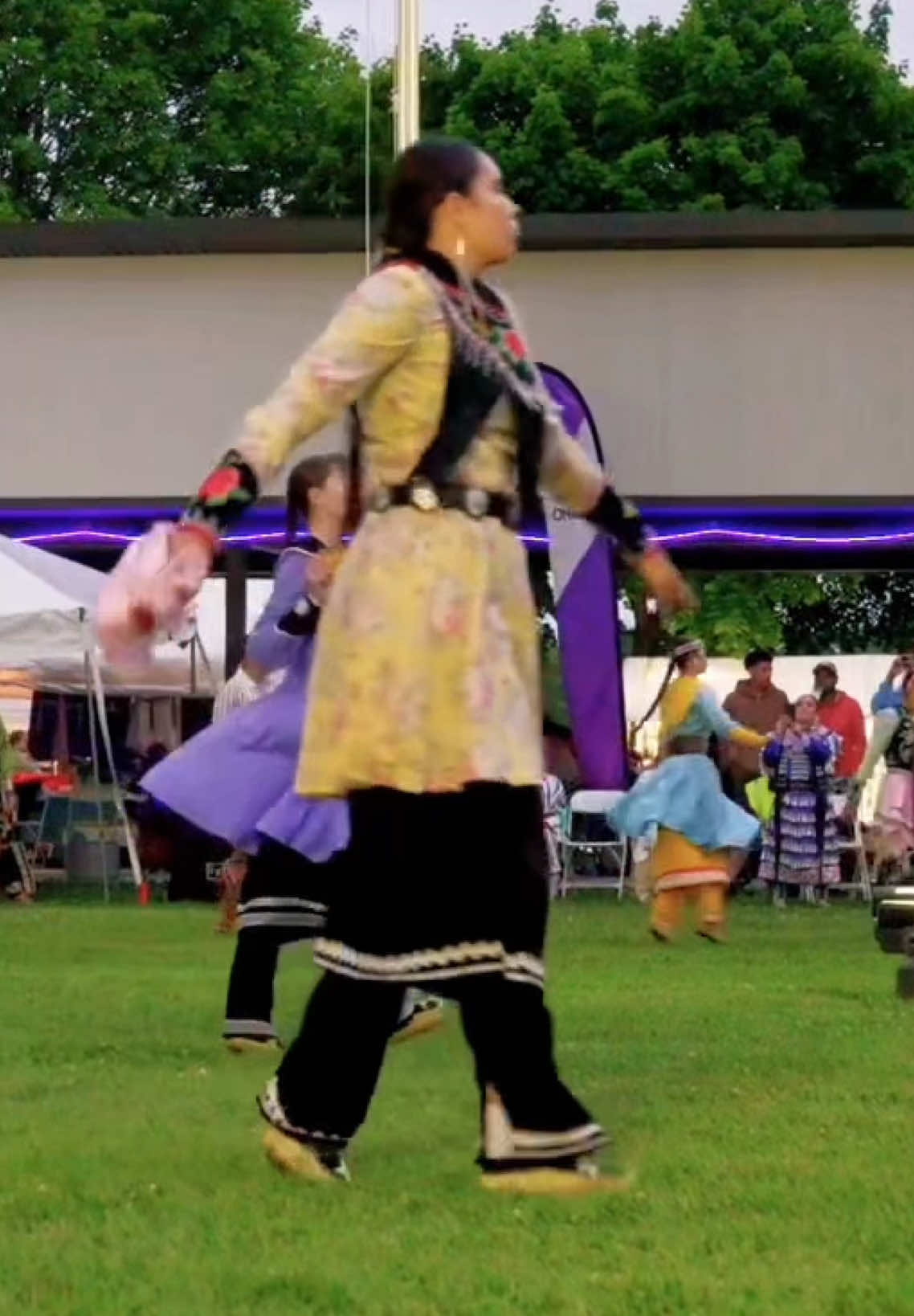 A post by @nativeamericancultures on TikTok caption: Girl’s Women's Smoke Dance // Oneida Pow wow #halonamediaus #nativeamerican #indigenous #powwows #nativeamericanmusic #powwowtrail #cree #nativepride #comanche #cherokee #nativepeople #sioux #navajos #firstnations #history #dance #jingledress #culture #suite #viral #foryou #fpy 