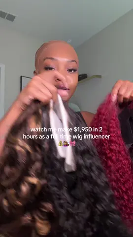 A post by @iiamkerycee on TikTok caption: turn free wigs into income 😏😏💰 1st link in my bio step by step instructions on how to become a PAID wig influencer #keryce #fyp 
