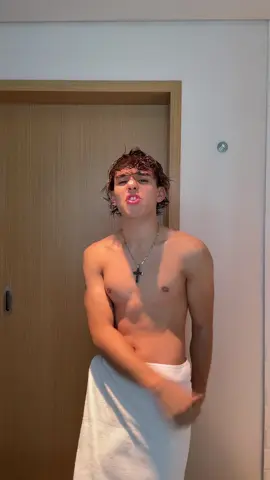 A post by @marcos.villalobosag on TikTok caption: que motorrrr