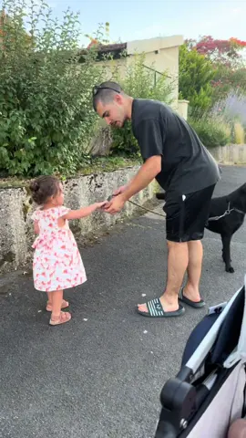 A post by @mum_of_esmee on TikTok caption: Les sorties sportives avec une 2 ans 🤣 🫶🏼 #mumlife 