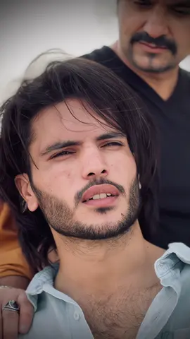 A post by @m_afnanmargun on TikTok caption: Dost 💯🔥#karkslomoking #afnanmargun #foryou #foryoupage #viralvideo @IHSAN AFRIDI @H😍K ĎÀŴÀŘ 