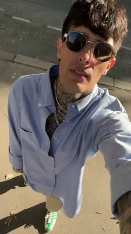 A post by @adrielfavela on TikTok caption: Seguimos en la Parisinaaaaa 👹  #adrielfavela #esperanto #KbrnInfeliz #paris #pfw 