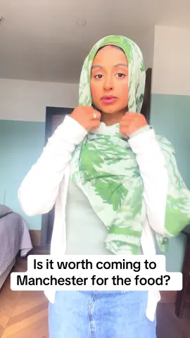 A post by @hijarbie_doll on TikTok caption: Is the food worth coming to Manchester for? Let’s find out! Also this car seat tray from Temu is a lifesaver for eating out not only does it wipe clean it also has a Velcro phone attachment so baby/toddler can be entertained when you need them to be quiet for a short time definitely my best purchase #manchester #fatpats #food #halalfood #getbaked #smokeandpepper #buzzybee #gooey 