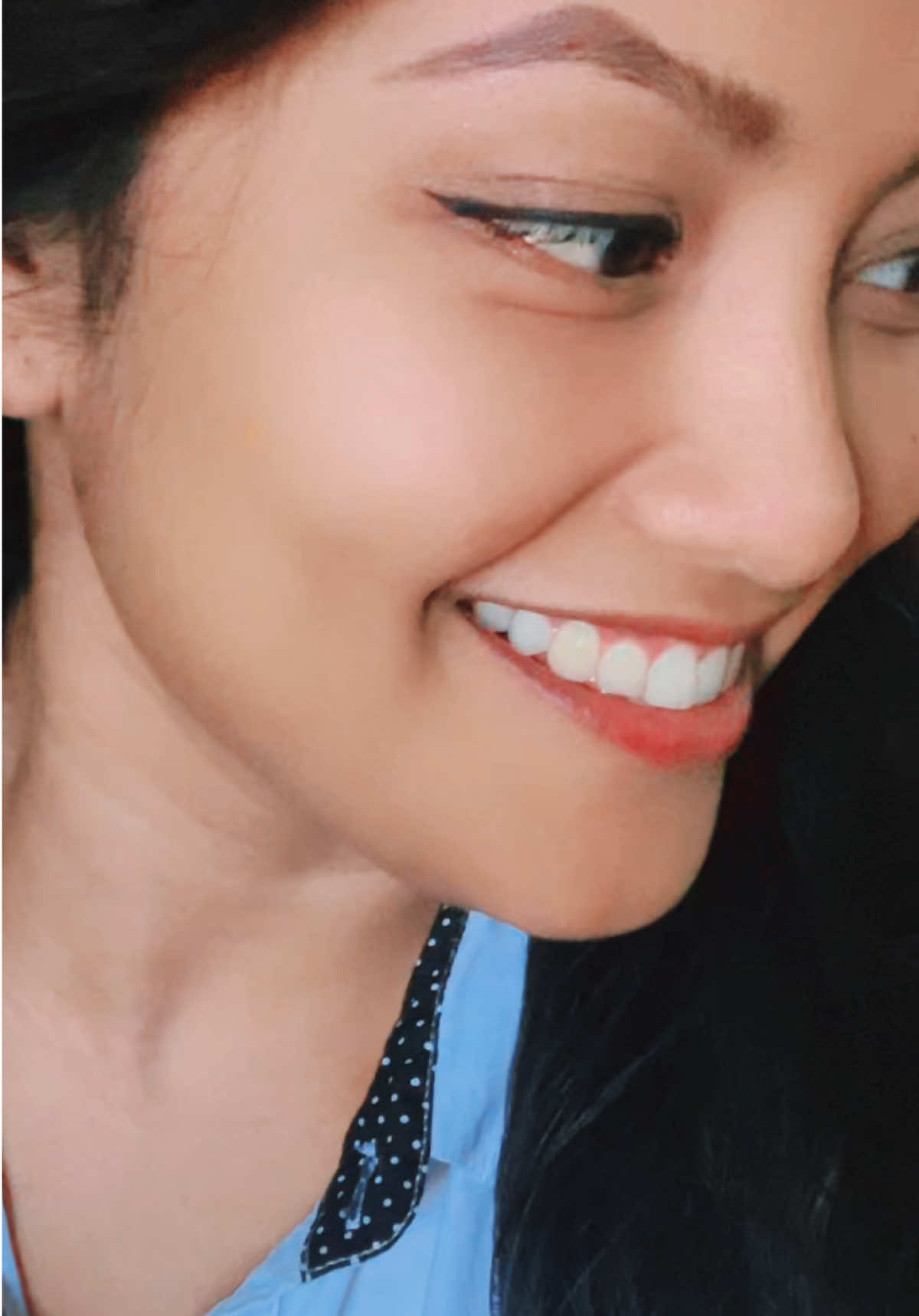 A post by @srabonymutsuddy on TikTok caption: The fan effect.. 🪭