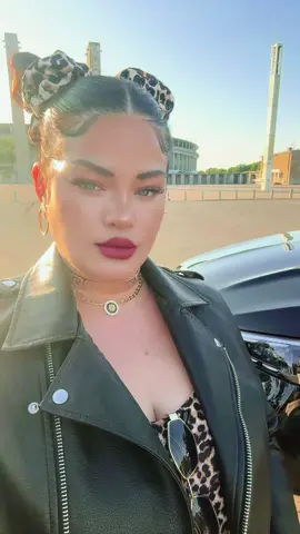 A post by @kittykatberlin on TikTok caption: Bald kommt der Song mit Video @NAASTYGIRL 👑❤️