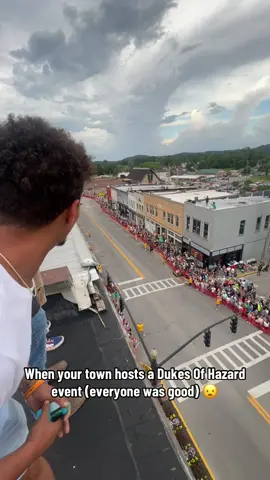 A post by @barstoolsports on TikTok caption: Just the good ole boys 😦 @Lights Camera Pod (via:_antoniopalmer_/ig) 