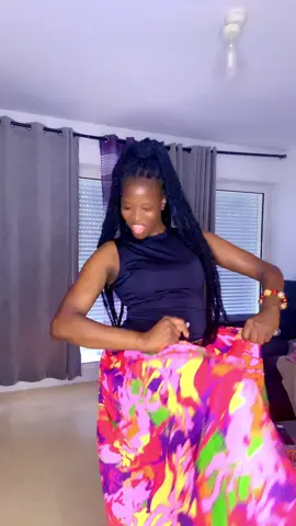 A post by @safiatoutraorebere on TikTok caption: #malitiktok🇲🇱 #bamakomali🇲🇱 #cotedivoire🇨🇮 #abidjan225🇨🇮 