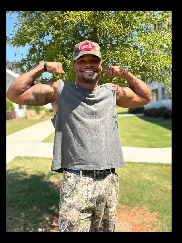 A post by @elite.brown on TikTok caption: Southern raised, Georgia made💪🏽 #elitebrown #teamelite 