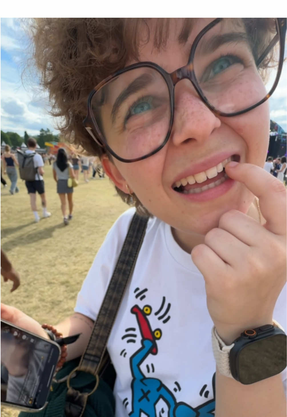 A post by @mariappymeal1 on TikTok caption: j’vous adore sauf les personnes qui m’appellent Marie bahahaha c’est MARIA - M.A.R.I.A #humour #acting @Ewen 