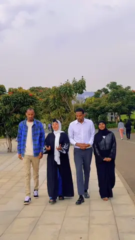 A post by @bisle_1 on TikTok caption: @Dhazhii qaranka 💚🤍❤️ @maska madwo 🐍💵 @Dj Feermo  buuqa yareeya  