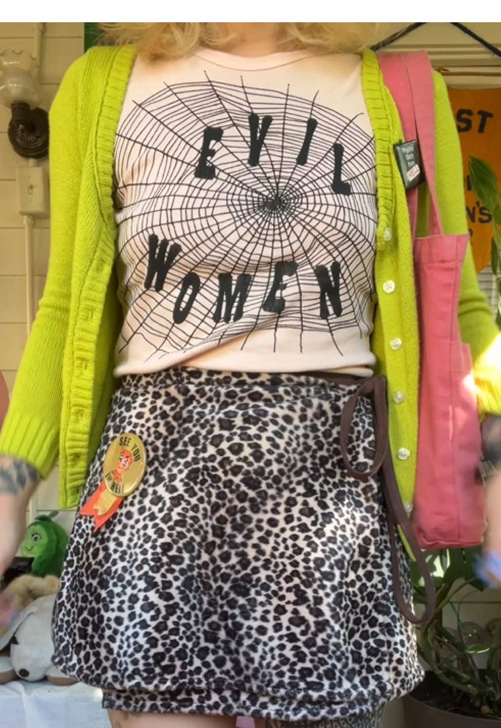 A post by @catchinglizards on TikTok caption: yeehaw #screenprinting 