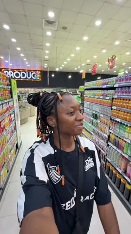 A post by @naimadasilva on TikTok caption: Was wollt ihr Ghana noch sehen 👀