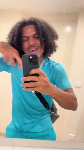 A post by @dadiontadit on TikTok caption: RDV VENDREDI ⏳🎉☀️ 